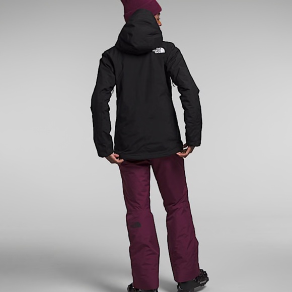 Women’s Freedom Insulated Jacket - Picture 2 of 10